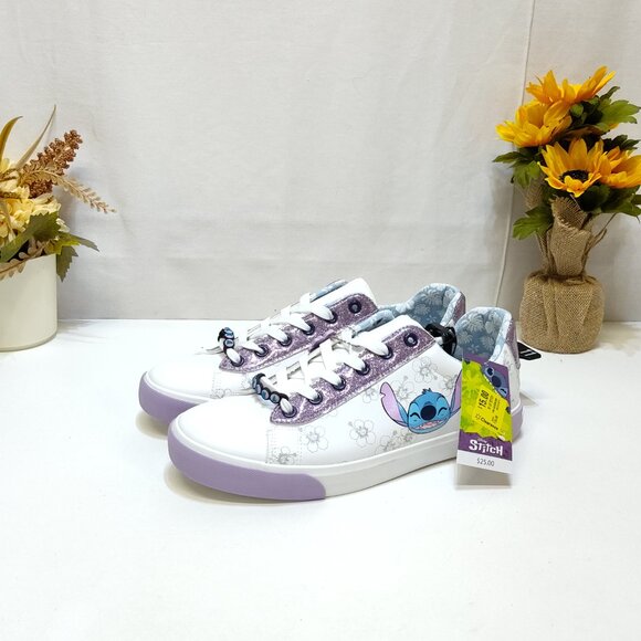 Disney Stitch Low Top Sneakers Womens 11 Lace-Up Glitter Accents Charm Keychain - Picture 2 of 9